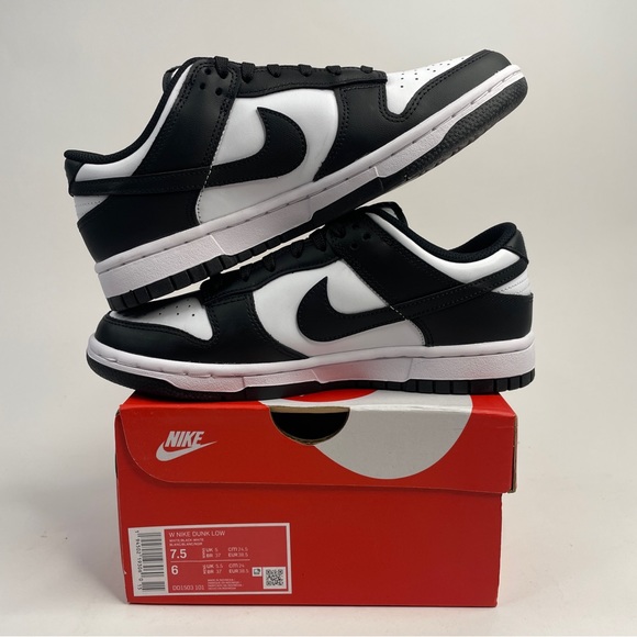 Nike Dunk Low WMNS “Black White/Panda” 2023 - Picture 3 of 4